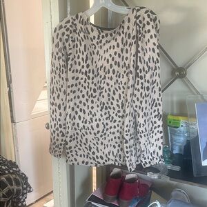 Chico's Black and Cream Patterned Blouse